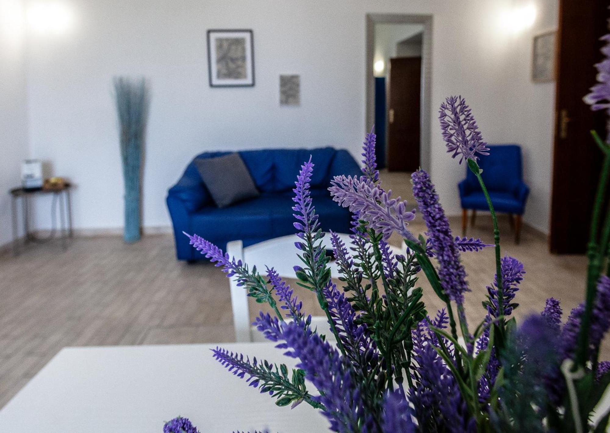 Mh Suites Rooms Apartments Bacoli Eksteriør billede