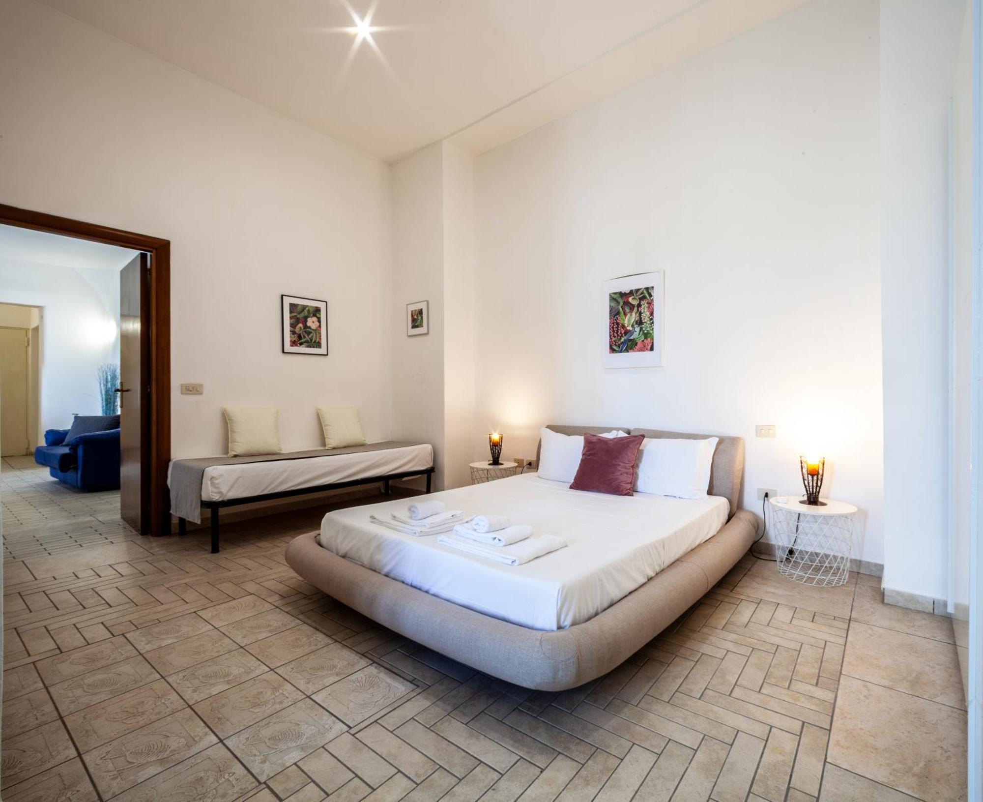 Mh Suites Rooms Apartments Bacoli Eksteriør billede