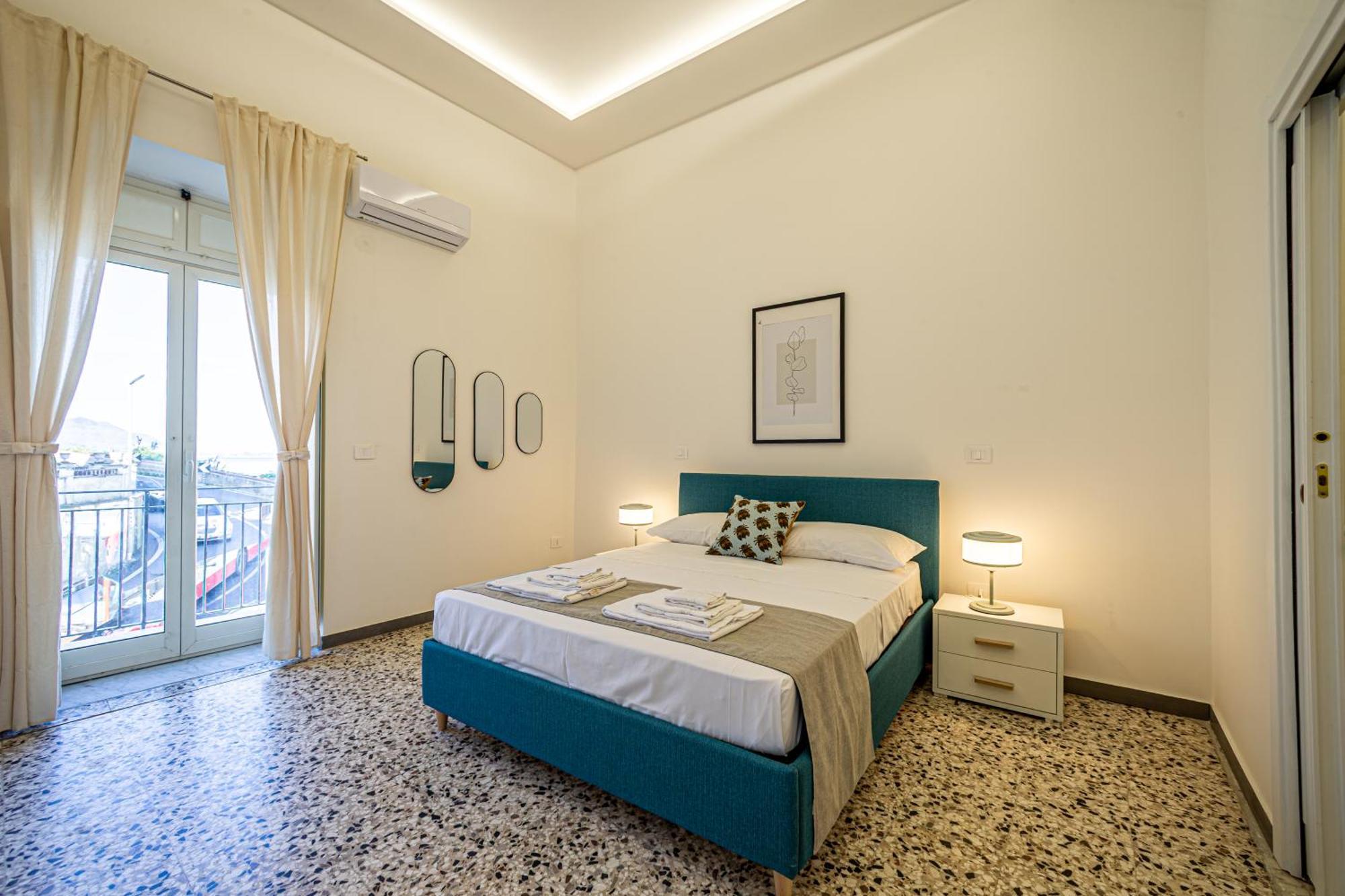 Mh Suites Rooms Apartments Bacoli Eksteriør billede